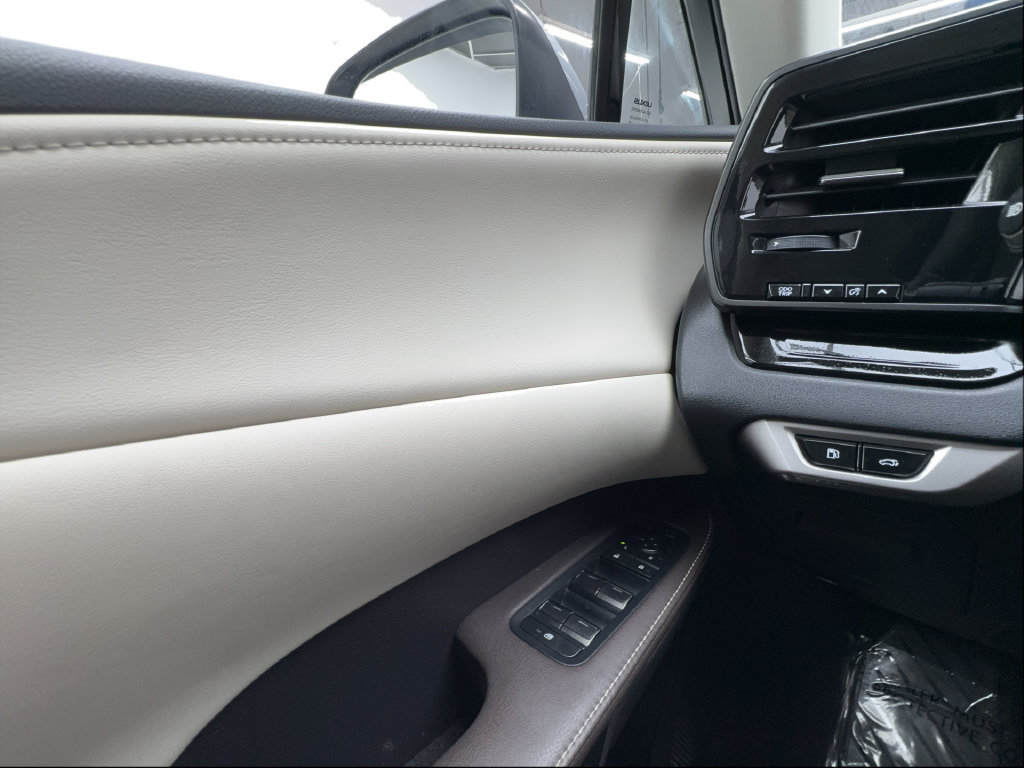 Used 2023 Lexus RX 350 FWD w/ Cold Area Package image 51