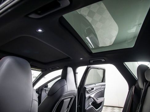 Used 2025 Audi RS 6 performance image 26