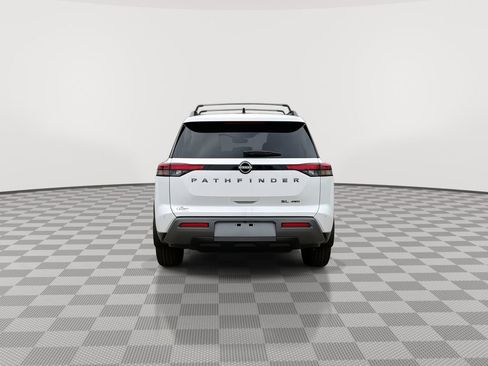 New 2026 Nissan Pathfinder SL AWD/4WD image 9