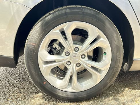 New 2026 Honda Accord LX image 5