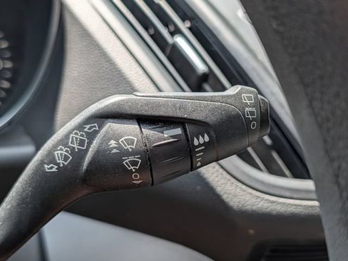 Used 2018 Ford Escape SE FWD image 24