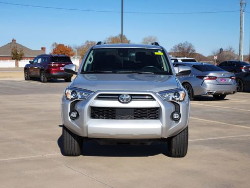 Used 2024 Toyota 4Runner SR5 image 6