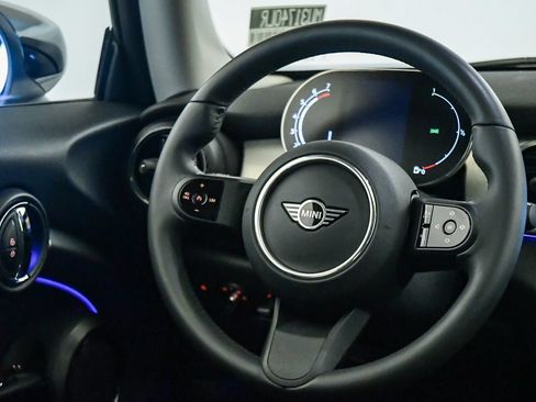 Certified 2024 MINI Cooper 2-Door Hardtop FWD image 13