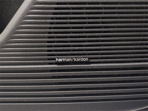 New 2026 Subaru Outback Limited image 27