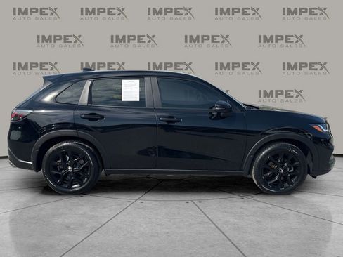 Used 2025 Honda HR-V Sport image 6