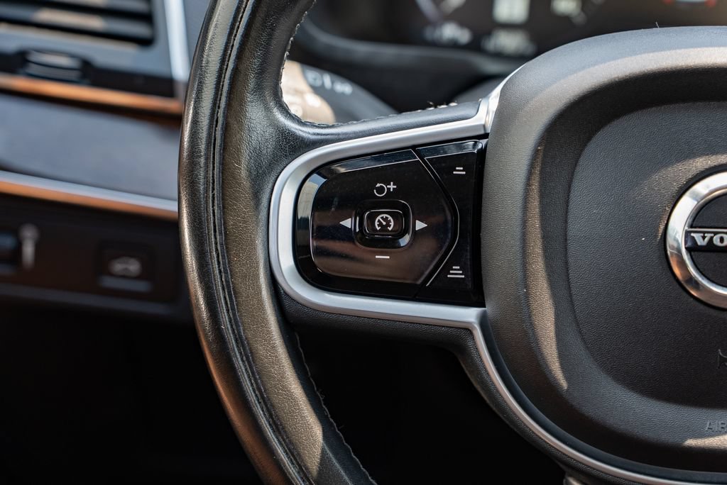 Used 2019 Volvo XC90 T6 Momentum w/ Advanced Package AWD/4WD image 14