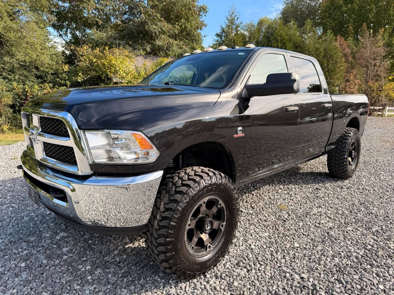 Used 2018 RAM 3500 Tradesman w/ Chrome Appearance Group AWD/4WD image 3