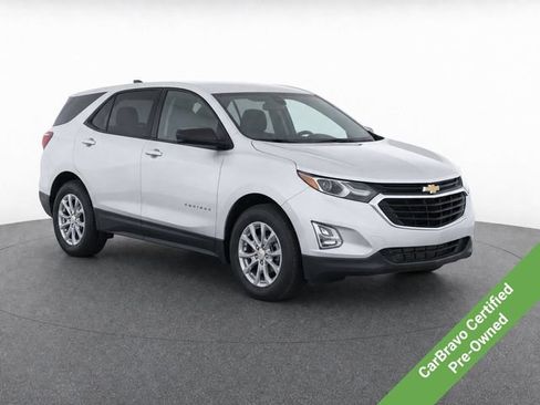 Used 2021 Chevrolet Equinox LS w/ LS Convenience Package AWD/4WD image 1