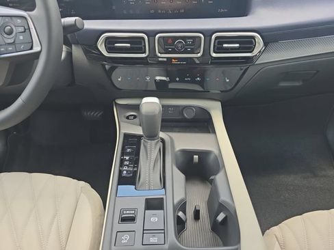 New 2026 Nissan Sentra SL FWD image 3