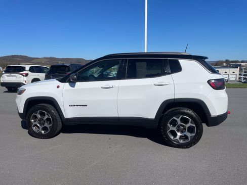 Used 2022 Jeep Compass Trailhawk w/ Trailhawk Elite Group AWD/4WD image 4