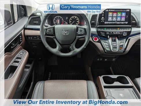 Certified 2026 Honda Odyssey Elite image 14