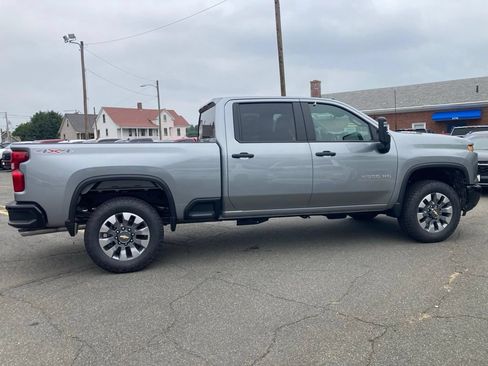 New 2026 Chevrolet Silverado 2500 Custom w/ Custom Value Package AWD/4WD image 27