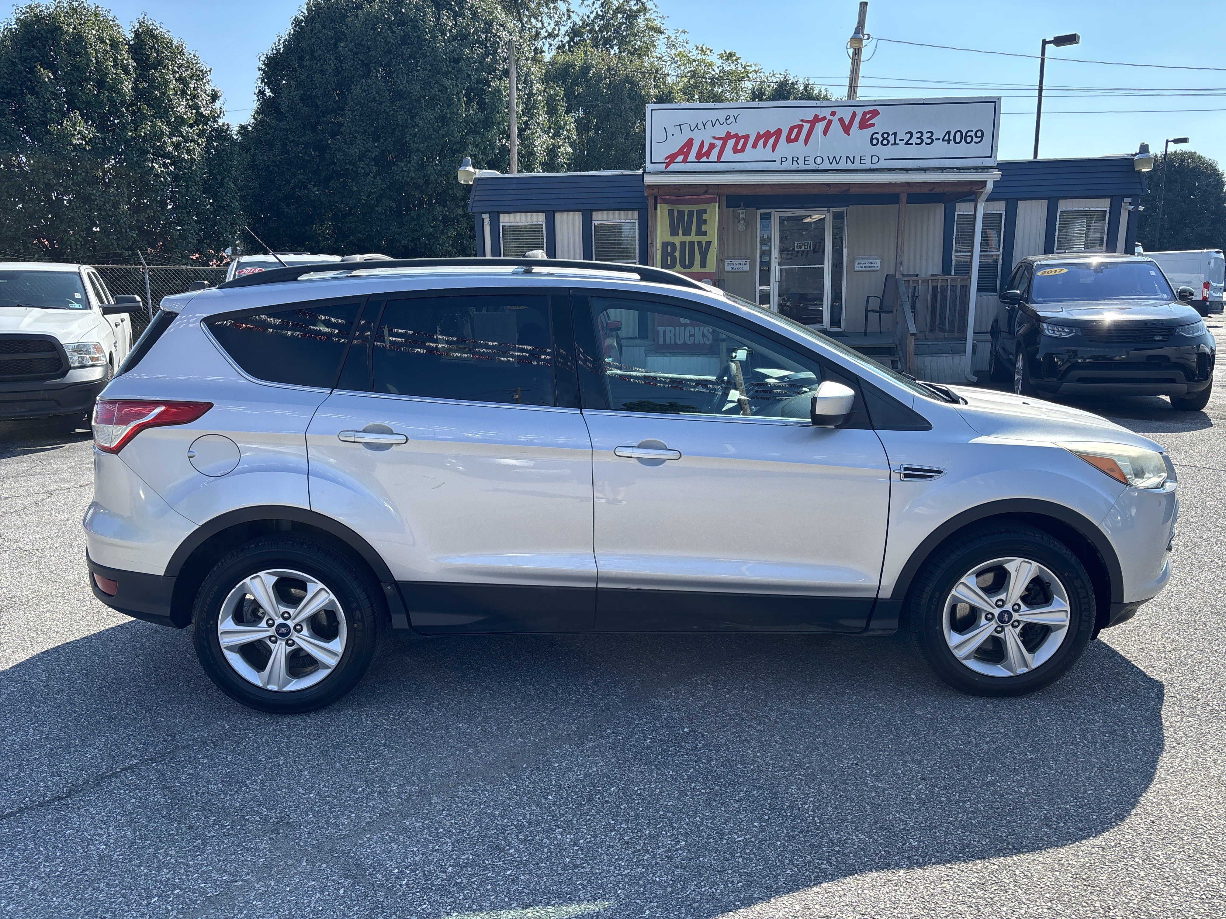 Used 2015 Ford Escape SE w/ Equipment Group 201A AWD/4WD image 3