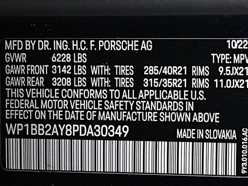 Certified 2023 Porsche Cayenne S image 27