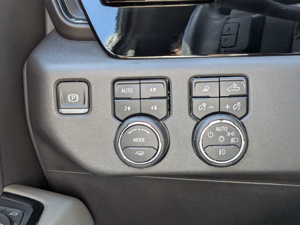 Used 2024 Chevrolet Silverado 1500 ZR2 w/ ZR2 Bison Edition AWD/4WD image 16