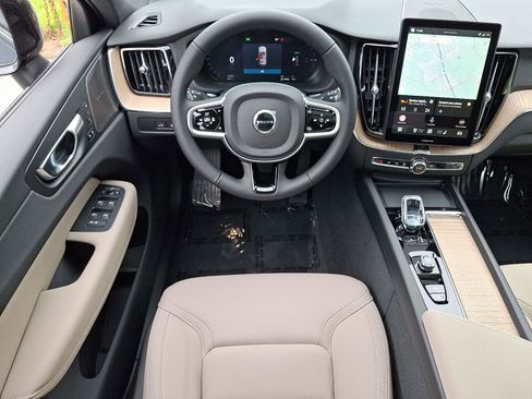 Certified 2026 Volvo XC60 T8 Plus w/ Climate Package AWD/4WD image 11