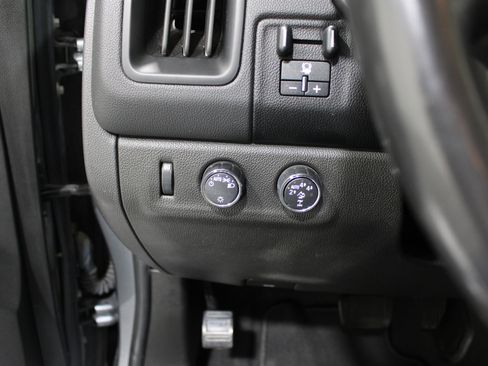 Used 2022 Chevrolet Colorado ZR2 image 9