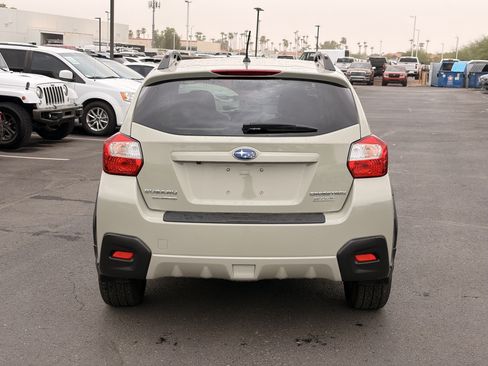 Used 2017 Subaru Crosstrek 2.0i Premium w/ Popular Package #2 AWD/4WD image 4