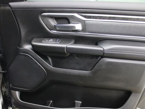Used 2021 RAM 1500 Big Horn image 28