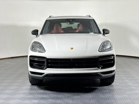 Used 2023 Porsche Cayenne Turbo S AWD/4WD image 20