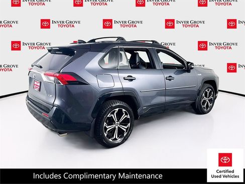 Certified 2022 Toyota RAV4 XSE w/ Premium Package AWD/4WD image 5