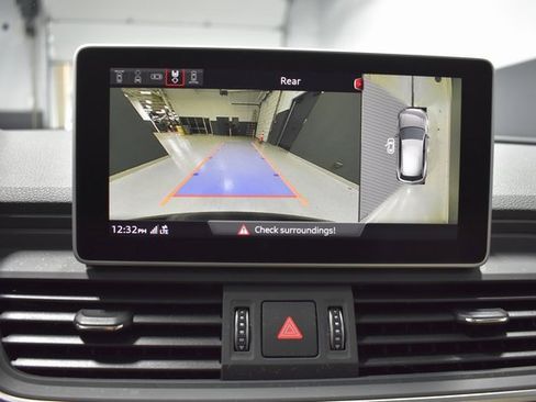 Used 2018 Audi Q5 Prestige w/ Prestige Package image 25