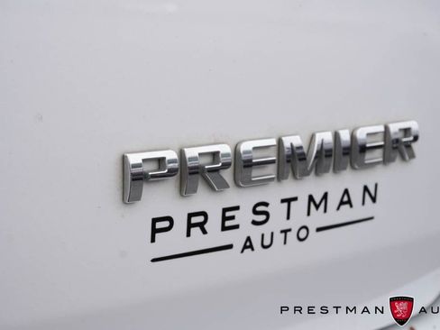 Used 2021 Chevrolet Traverse Premier image 4