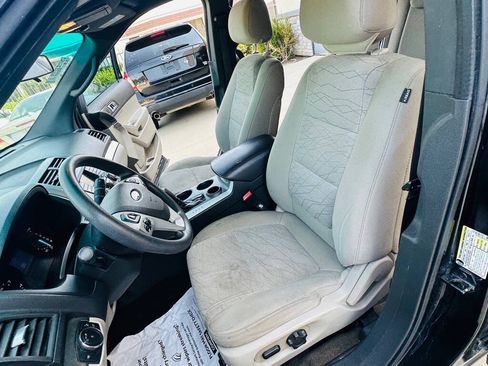 Used 2013 Ford Explorer FWD image 14