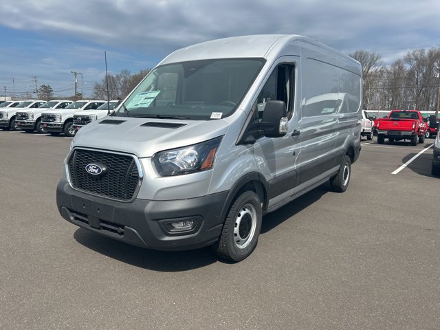 New 2026 Ford Transit 250 148 Medium Roof w/ Load Area Protection Package RWD image 3