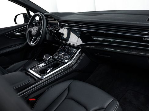 Used 2025 Audi Q7 3.0T Premium Plus image 13