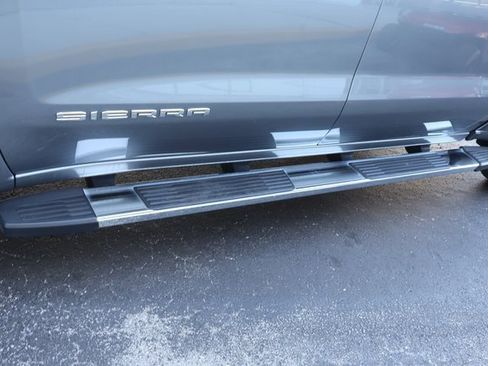 Used 2021 GMC Sierra 1500 SLT w/ SLT Premium Package image 8