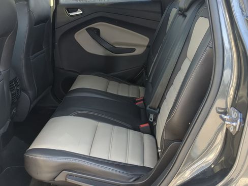 Used 2019 Ford Escape SEL image 24