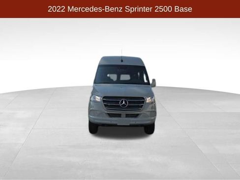 Used 2022 Mercedes-Benz Sprinter 2500 image 2