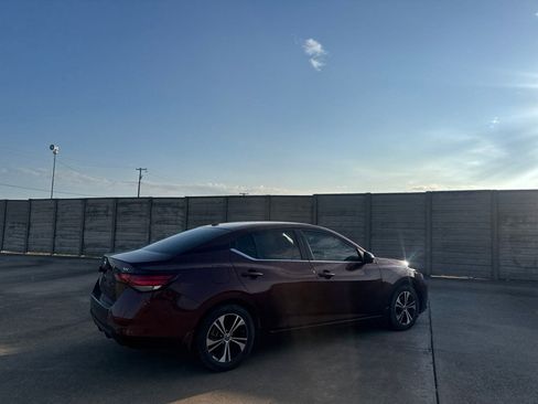 Certified 2023 Nissan Sentra SV FWD image 21