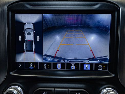 Used 2023 GMC Sierra 3500 Denali w/ Denali Ultimate Package image 24