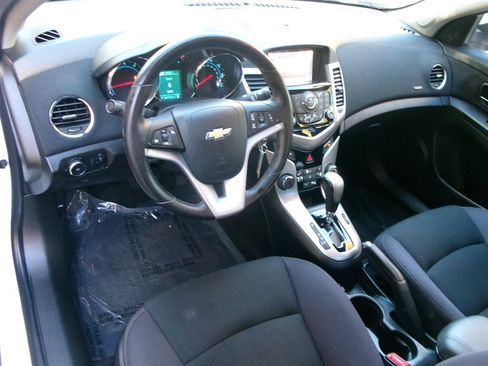 Used 2014 Chevrolet Cruze LT w/ Enhanced Safety Package image 14