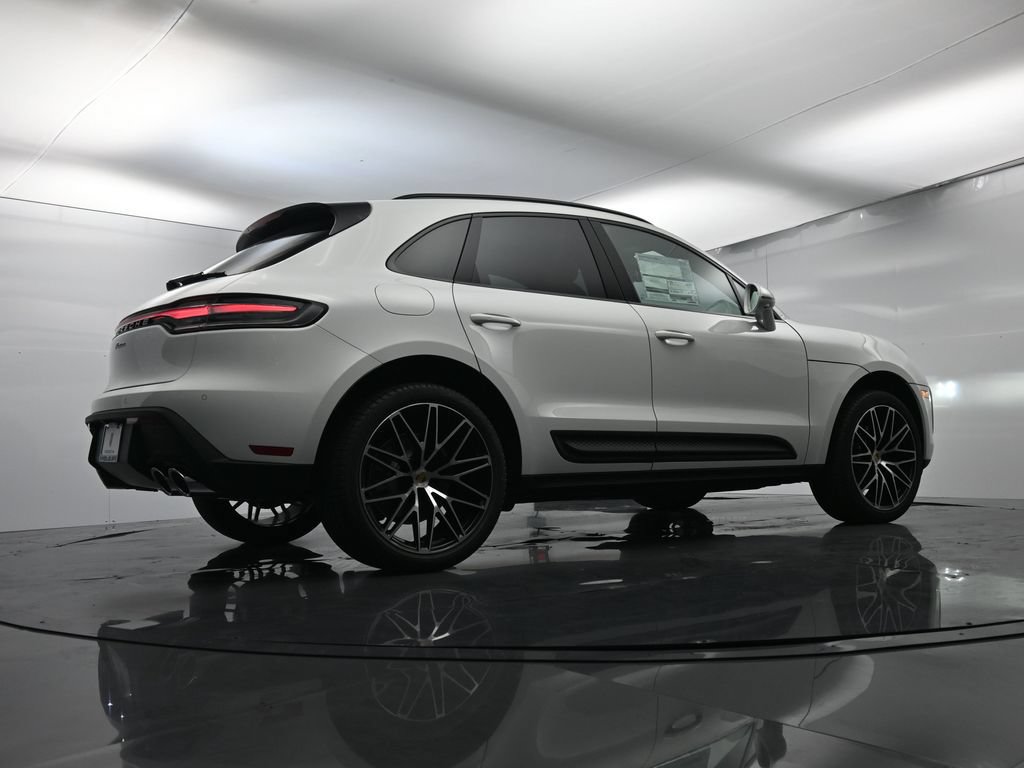 Certified 2026 Porsche Macan AWD/4WD image 50