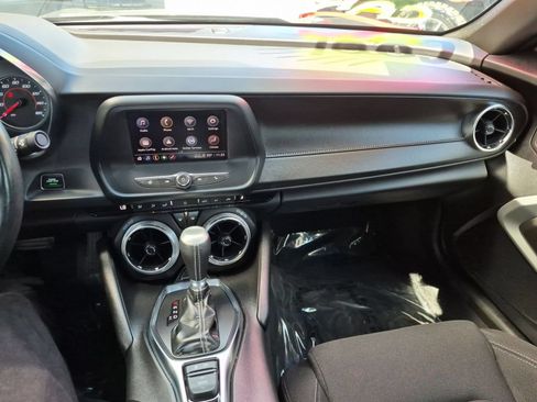 Used 2022 Chevrolet Camaro LT RWD image 23