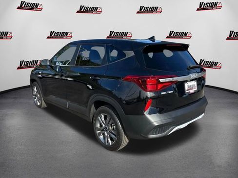 Certified 2023 Kia Seltos LX image 7