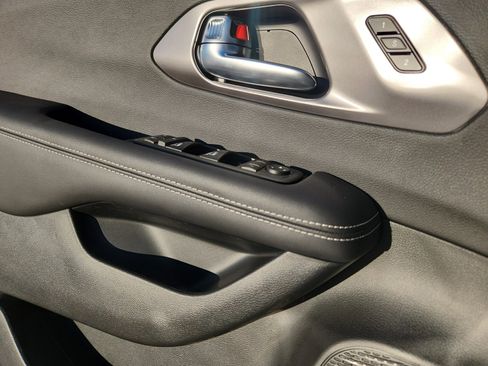 New 2026 Chrysler Pacifica Select w/ S Appearance Package image 14