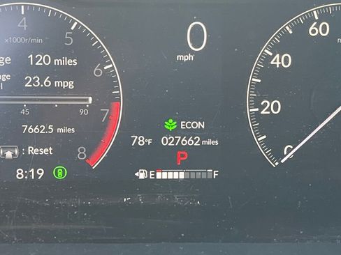 Used 2024 Honda HR-V Sport image 3