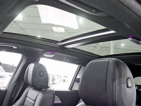 Used 2021 Mercedes-Benz GLS 580 GLS 580 image 36