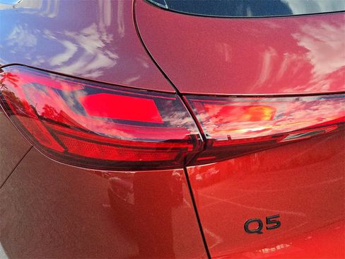 New 2025 Audi Q5 Prestige image 34