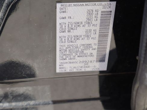 Used 2025 Nissan Pathfinder SV FWD image 30