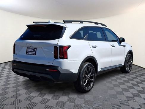 Certified 2023 Kia Sorento X-Line EX image 9