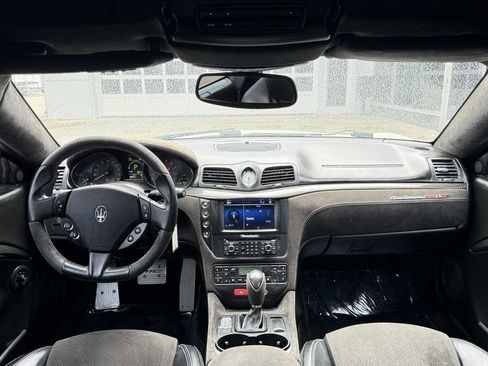 Used 2014 Maserati GranTurismo MC image 11