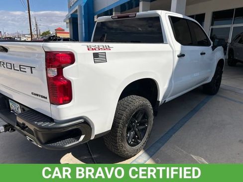 Certified 2025 Chevrolet Silverado 1500 Custom Trail Boss w/ LPO, Dark Essentials Package AWD/4WD image 6