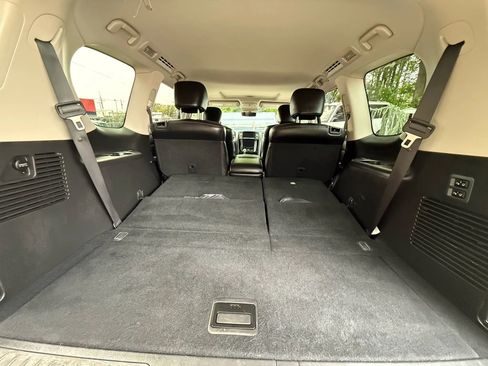 Used 2021 INFINITI QX80 Luxe image 21