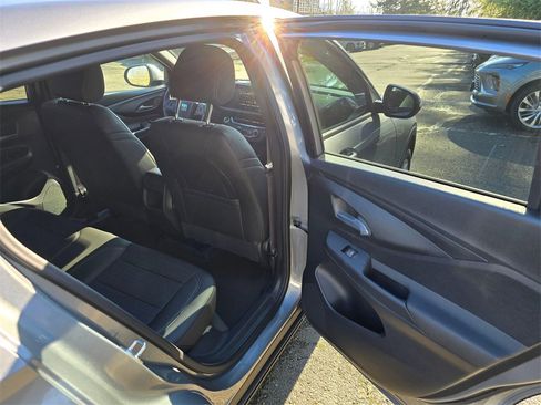 New 2026 Buick Envista Preferred image 13