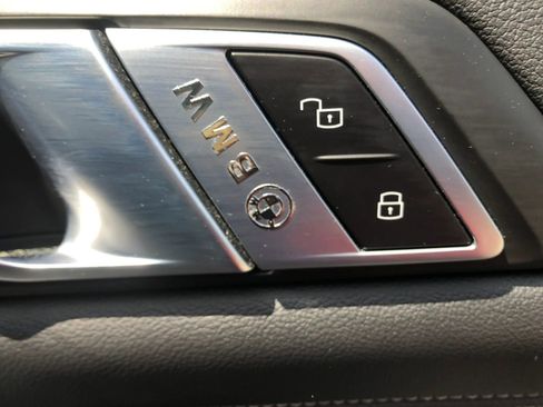 Used 2020 BMW X5 xDrive40i w/ Executive Package image 61